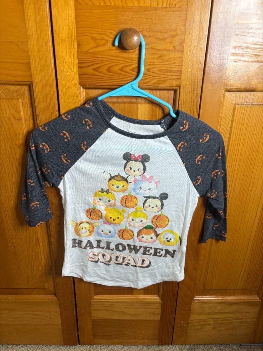Disney Tsum Tsum Girls Halloween Shirt (Size S 6/6X)